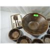 Image 3 : WOODEN SALAD BOWL SET