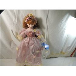 THE COBSUMMATE COLLECTION MONICA DOLL