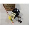 Image 2 : TED WILLIAMS SPIN CASTING REEL 240