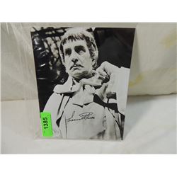 VINCENT PRICE AUTOGRAPHED PHOTO COA