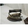 Image 2 : LOT 3 ANTIQUE IRONS