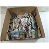 Image 2 : BOX LOT ASSORTED BASEBALL CARDS LOOSE