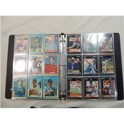 BINDER BASEBALL CARDS STARS & ROOKIES