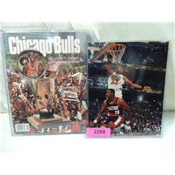 LOT 2 SCOTTIE PIPPEN PHOTO & BULLS YEARBOOK