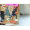 Image 2 : MCFARLANE LEBRON JAMES & MATTEL SHAWN KEMP FIGURES