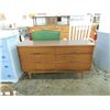 Image 2 : MID CENTURY 6 DRAWER DRESSER