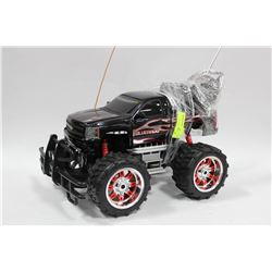 CHEVY SILVERADO REMOTE CONTROL CAR