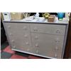 Image 1 : GREY ALLIGATOR SKIN STYLE 8 DRAWER DRESSER