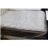 Image 1 : QUEEN SIZE SEALY PILLOWTOP MATTRESS W BOXSPRING