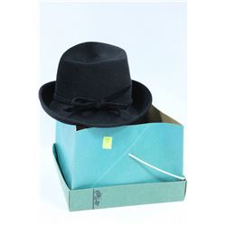 VINTAGE JOHNSTONE WALKER LADIES HAT