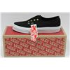 Image 1 : PAIR OF VANS SHOES MENS SIZE 5.5