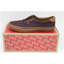 PAIR OF VANS SHOES MENS SIZE 8.5