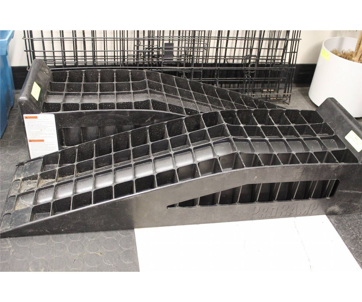 SET OF PRO-RAMP AUTOMOTIVE RAMPS