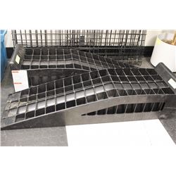 SET OF PRO-RAMP AUTOMOTIVE RAMPS