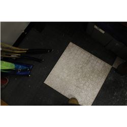 PLEASE PICK UP ALL SMALL ITEMS BY END OF AUCTION