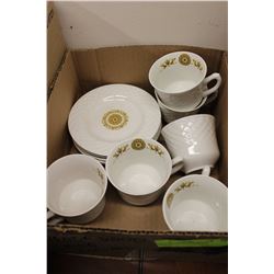FLAT OF ENOCH WEDGWOOD CHINA DISH SET