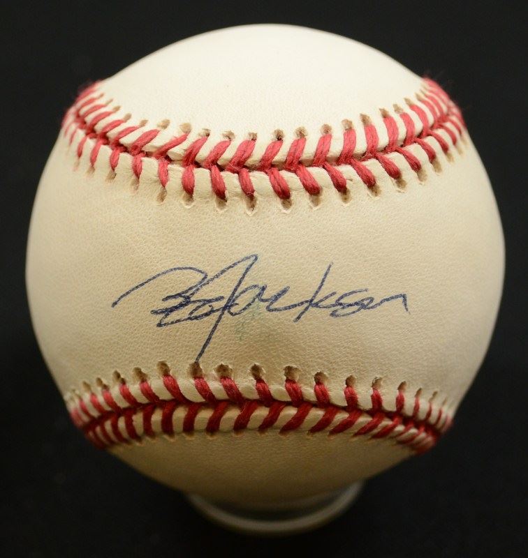 BO JACKSON AUTOGRAPHED BASEBALL AMERICAN LEAGUE BALL