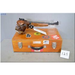 Vostok Mod T0Z 35 .22 LR cal single shot Target Pistol w/300 mm bbl [ blued finish, barrel sights, a