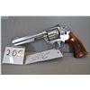 Image 2 : Smith & Wesson Mod 686 .357 Mag cal 6 shot Revolver w/ 152 mm bbl [ stainless finish, adjustable rea