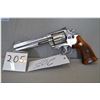 Image 2 : Smith & Wesson Mod 686 .357 Mag cal 6 shot Revolver w/ 152 mm bbl [ stainless finish, adjustable rea