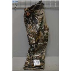 New Insulated Camo Hunting Pants Size XXLG