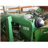 Image 5 : JOHN DEERE 2010 TRACTOR WITH FRONT END LOADER BUCKET