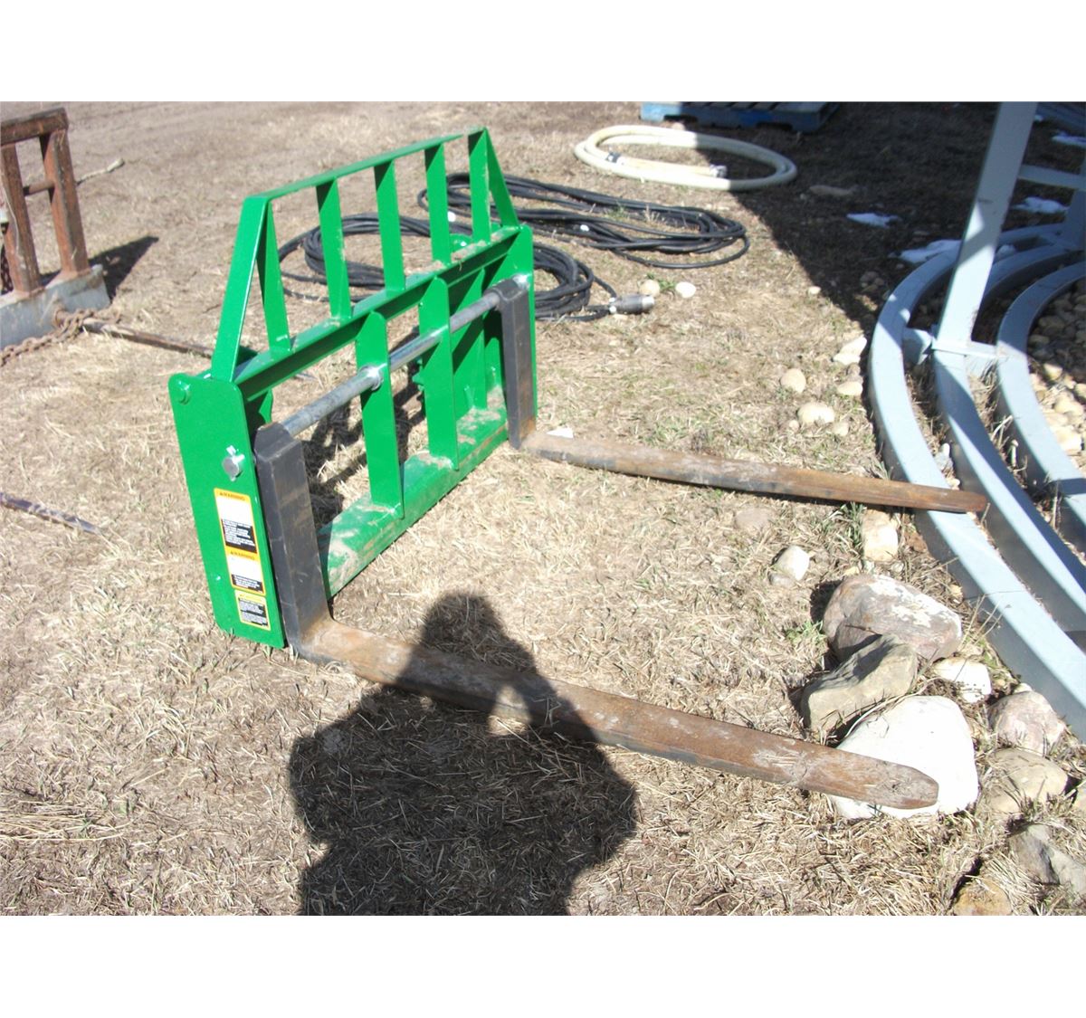 JOHN DEERE QUICK ATTACH FORKS FOR 740 LOADER