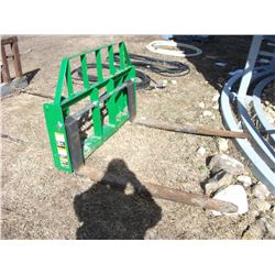 JOHN DEERE QUICK ATTACH FORKS FOR 740 LOADER
