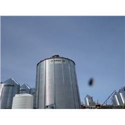 BIN #13 - DARMANI 10,000 BUSHEL EIGHT RING GRAIN BIN COMPLETE WITH STEEL FLOOR