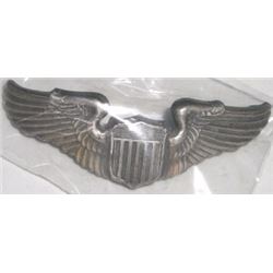 VINTAGE *WW2* US ARMY WINGS MEDAL BADGE *LARGE-HEAVY* WITH SHEILD!! BADGE CAME OUT OF SAFE!!