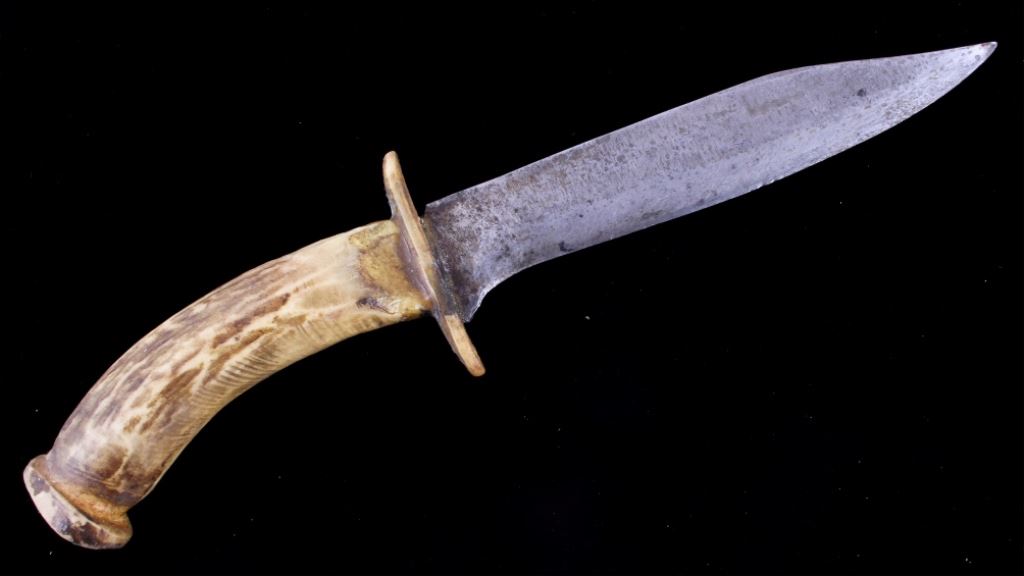 Antique Native American Hunting Knife The knife sh
