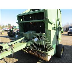 JOHN DEERE 510 ROUND BALER