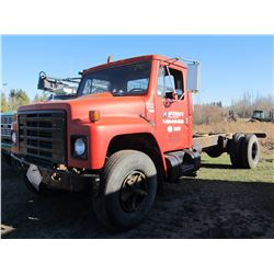 1981 INTERNATIONAL 1754 TRUCK