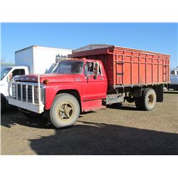 1976 FORD F600 GRAIN TRUCK