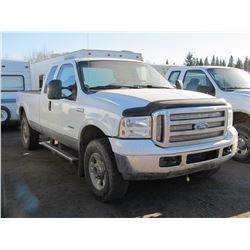2005 FORD F350 LARIAT POWERSTROKE TURBO DIESEL TRUCK
