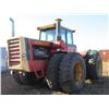 Image 2 : 1979 VERSATILES 950 SERIES 2 FOUR WHEEL DRIVE CAHR TRACTOR