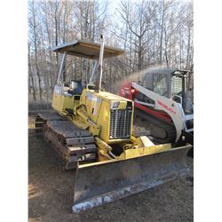 KOMATSU D2HP CRAWLER DOZER