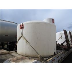 1250 GALLON POLY TANK