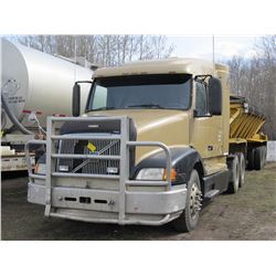1998 VOLVO VNL64T TANDEM AXLE TRUCK TRACTOR