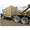 Image 3 : 1998 VOLVO VNL64T TANDEM AXLE TRUCK TRACTOR
