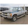 Image 1 : 1990 CHEV SILVERADO 4X4 2500 TRUCK