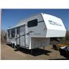 Image 2 : 1998 TRAVELAIRE TW275 FIFTH WHEEL HOLIDAY TRAILER