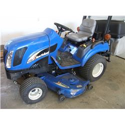 NEW HOLLAND TZ25DA RIDING TRACTOR