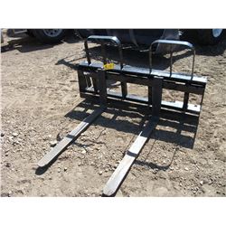HLA 3700 LB PALLET FORKS WITH QUICK ATTACHED FOR NEW HOLLAND LOADER