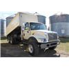 Image 10 : 2002 IH 7400 DT530 TANDEM AXLE GRAIN TRUCK