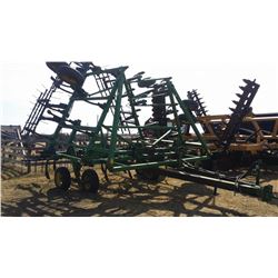 JOHN DEERE 610 36' DEEP TILLAGE