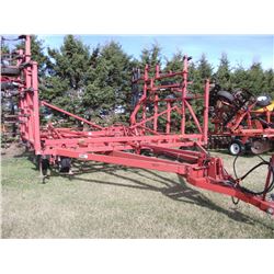 CASE IH 4900 VIBRASHANK CULTIVATOR