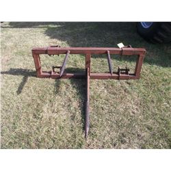 ADJUSTABLE 3 PRONG BALE FORK