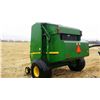 Image 1 : 2010 JOHN DEERE 568 ROUND BALER