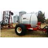 Image 2 : 2005 BOURGAULT LFC 2000 - 1600 GALON POLY LIQUID FERTILIZER TANK ON CARRIER